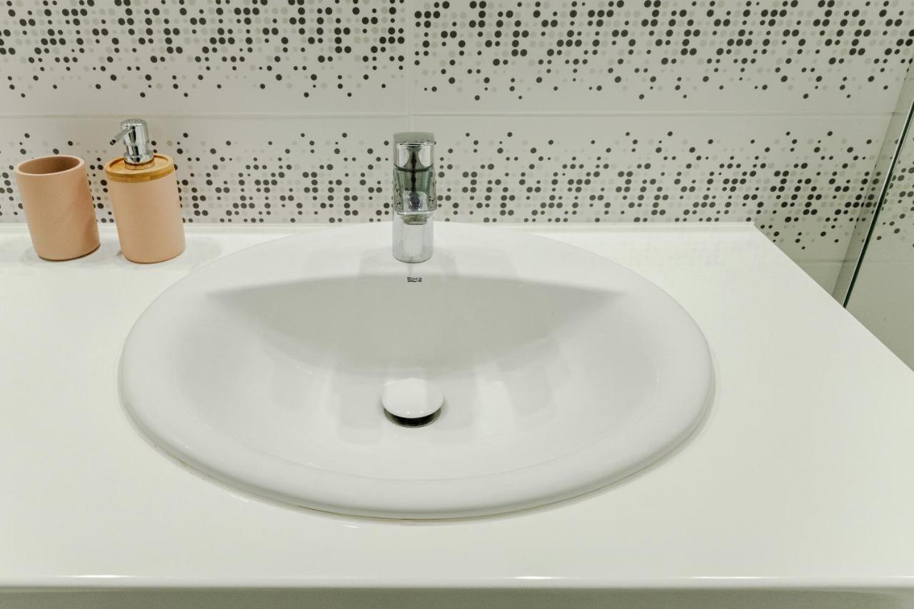 Studio Wola Apartament Kasprzaka - Wifi + Smart Tv 바르샤바 외부 사진